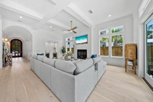 Magnolia Tides l 6 Bedroom l Private Pool l South of 30A l Santa Rosa Beach