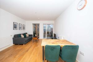 Modern flat in Canning Town