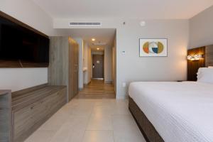 Holiday Inn Express & Suites Mazatlan by IHG