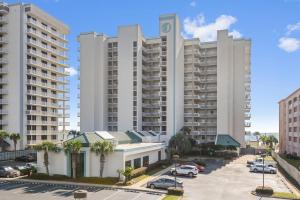 Shoalwater 906 Gulf-Front Corner Condo with Beach Views 3 bedrooms
