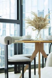 Glamorous 2BR Southbank home LV38#MSQ38