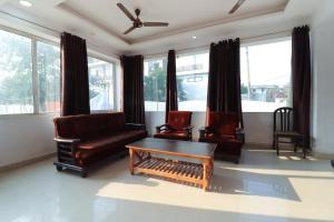 Hotel O Shri Tirupati