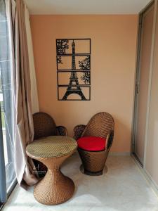 Ferme Tynass - Paris Room With Balcony Fes