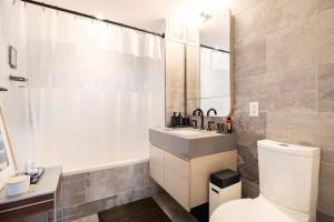 Beautiful Modern Studio in Luxury Building