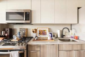 Beautiful Modern Studio in Luxury Building