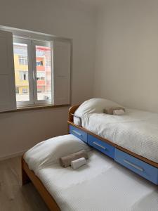 Stay at Mays! Modern & Cozy Apartment