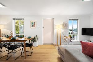 Cora Coastal Retreat - Boho Bliss by the Beach