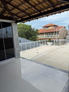 Casa com piscina e 3 Quartos condomínio dos pássaros