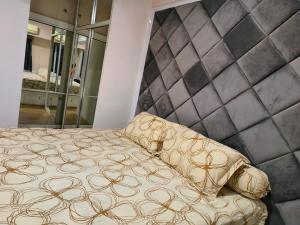 type 2 beds , Tanglin, connected pakuwon mall