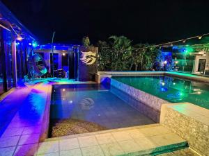 8 dragon resort standard rooms