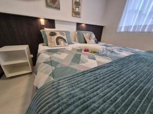 SES24 Lindo Studio Completo - Espaçoso - Excelente Localização