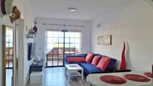 BALCON DEL MAR - first coastline, volcano view, pool, fibre net