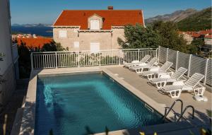 Nice Apartment In Zvekovica