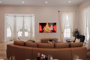 Unique Old Train Station 15 Minutes from Boyne