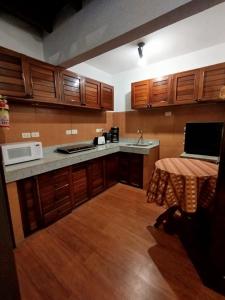 Suite C-1 Wifi 1000 Mbps, recojo gratis aeropuerto