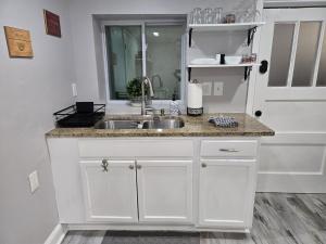 Entire guesthouse in Atlanta, Georgia