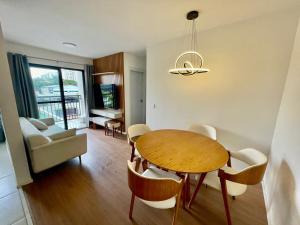 Apartamento de 2 quartos próximo à praia