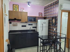 TRA304 Beautiful Studio! Spacious Great location!