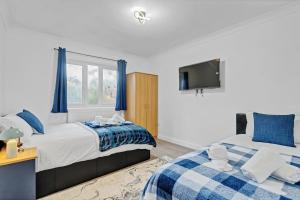 The Central Suite Modern 2 Bedroom Flat