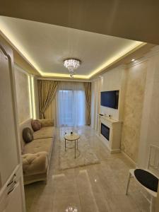 Amazing Family Delight 2