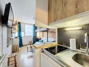 Studio rénové skis aux pieds pour 3 personnes - FR-1-267-330