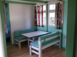 Chalet confortable avec terrasse - 4 personnes - API-1-52-923