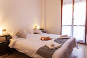 Spacious 6-Guest Home 8 min To Metro & Free Parking