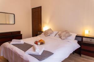 Spacious 6-Guest Home 8 min To Metro & Free Parking