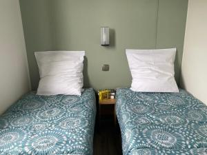 Mobil-home avec Terrasse pour 5 Personnes à Saint-Pierre-dOléron - API-1-52-987