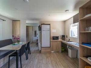 Mobil-home PMR avec Terrasse à Saint-Rome-de-Tarn - API-1-52-1012