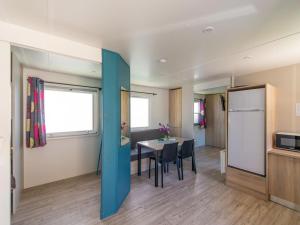 Mobil-home PMR avec Terrasse à Saint-Rome-de-Tarn - API-1-52-1012