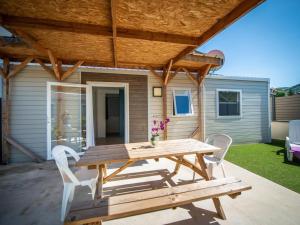 Mobil-home PMR avec Terrasse à Saint-Rome-de-Tarn - API-1-52-1012