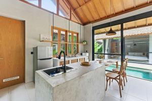 Casa Moonflower Cozy 2BR Pool Villa in Uluwatu