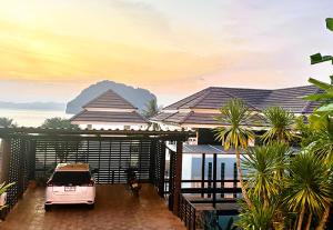 Sunset bay view villa krabi