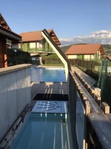 Cozy apartment with lake view