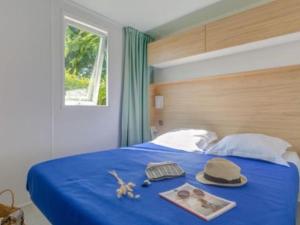 Mobil-home à Saint-Lunaire avec Terrasse et Cuisine équipée - API-1-52-1052