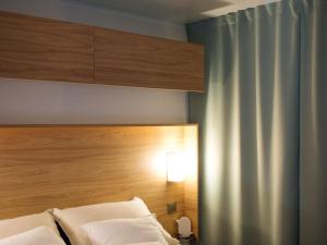 Mobil home confortable avec terrasse à Saint-Jean-de-Monts - API-1-52-1056