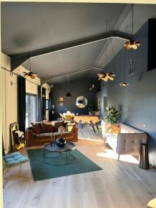 Modern Loft With Pool Near Lourmarin