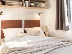 Mobil home à Saint-Jean-de-Monts avec terrasse - API-1-52-1099