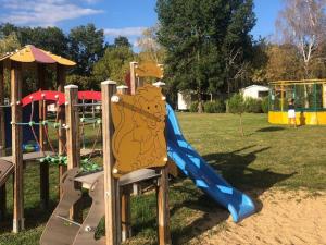 Mobil-home avec terrasse à Luynes - API-1-52-1072