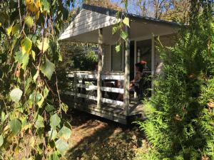 Mobil home confortable avec terrasse - API-1-52-1115