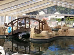 Mobil home confortable avec terrasse - API-1-52-1115