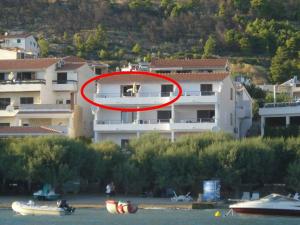 Beachfront Filip Apartment