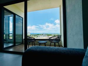 Departamento moderno de 2 recámaras con alberca en Nuevo Vallarta