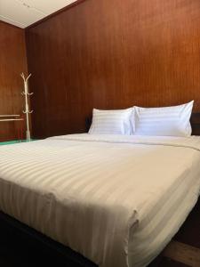 Chaloklum Cosy Cabin