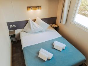 Mobil-home avec Terrasse, 25m², 4 personnes - API-1-52-1127