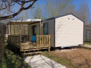 Mobil home avec Terrasse et Accès Handic. à Groléjac - API-1-52-1155