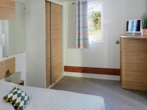 Mobil home avec terrasse pour 2 personnes - API-1-52-1158