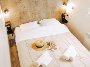 Mobil-home spacieux avec terrasse pour 8 personnes - API-1-52-1168