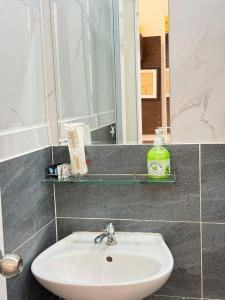 NGUYEN GIA - Phổ Quang Apartment